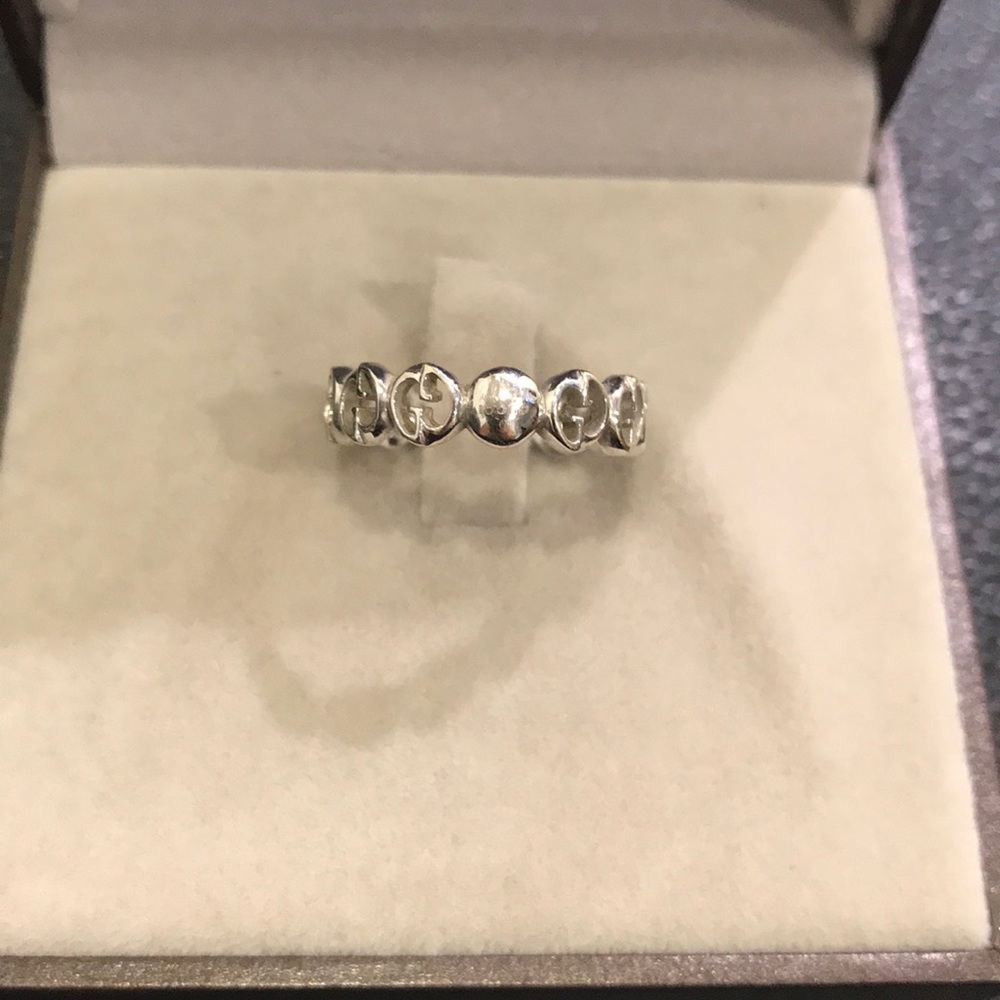Gucci Ring